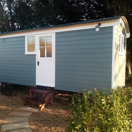 Yew Tree View Luxury Shepherd'S Hut Sturminster Newton Kültér fotó