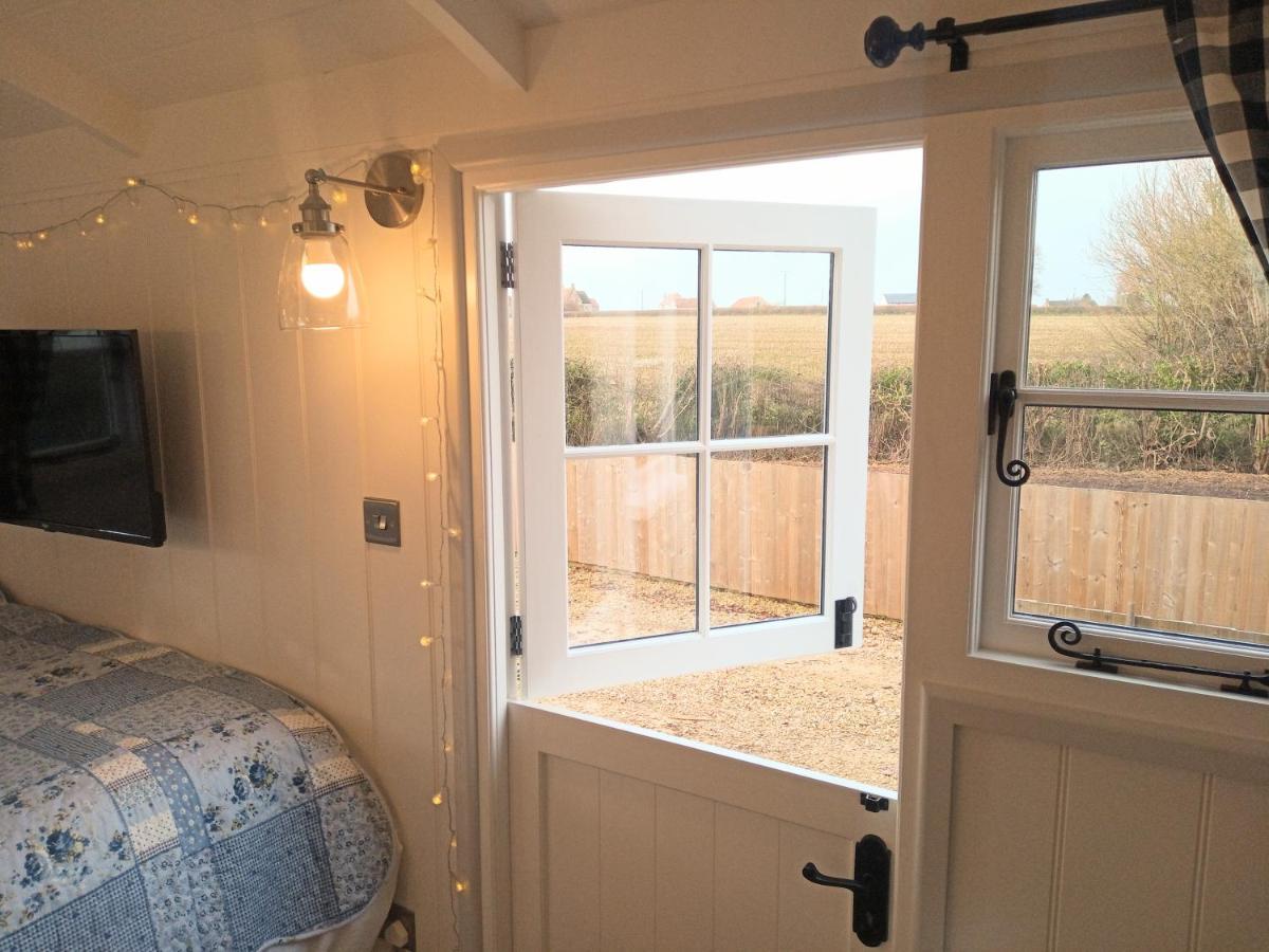 Yew Tree View Luxury Shepherd'S Hut Sturminster Newton Kültér fotó
