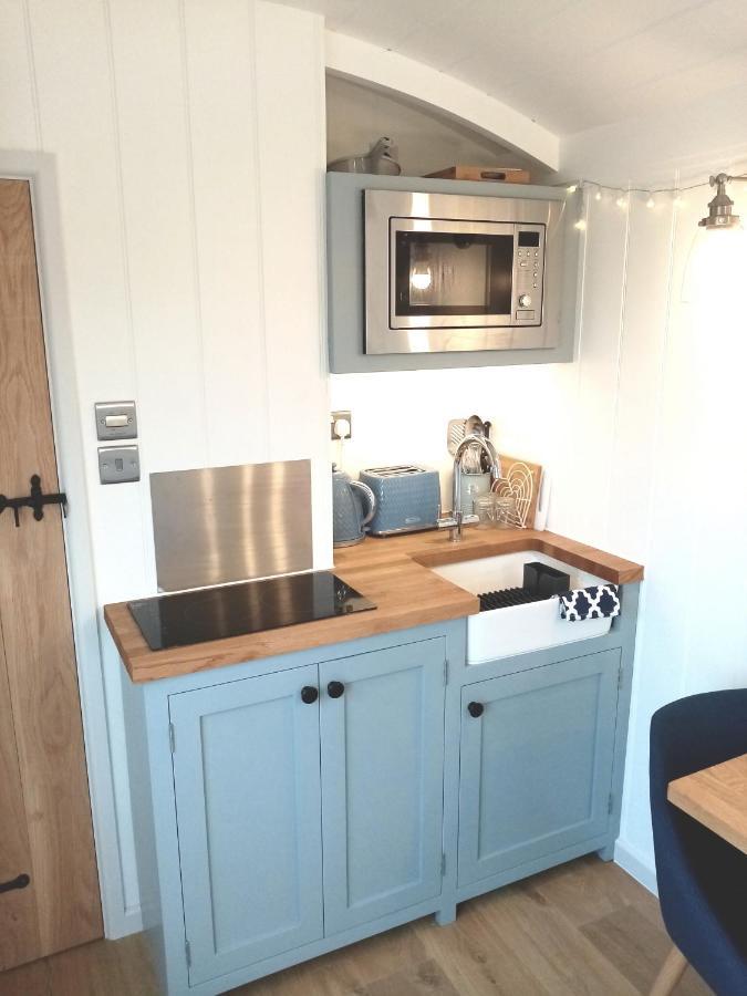 Yew Tree View Luxury Shepherd'S Hut Sturminster Newton Kültér fotó
