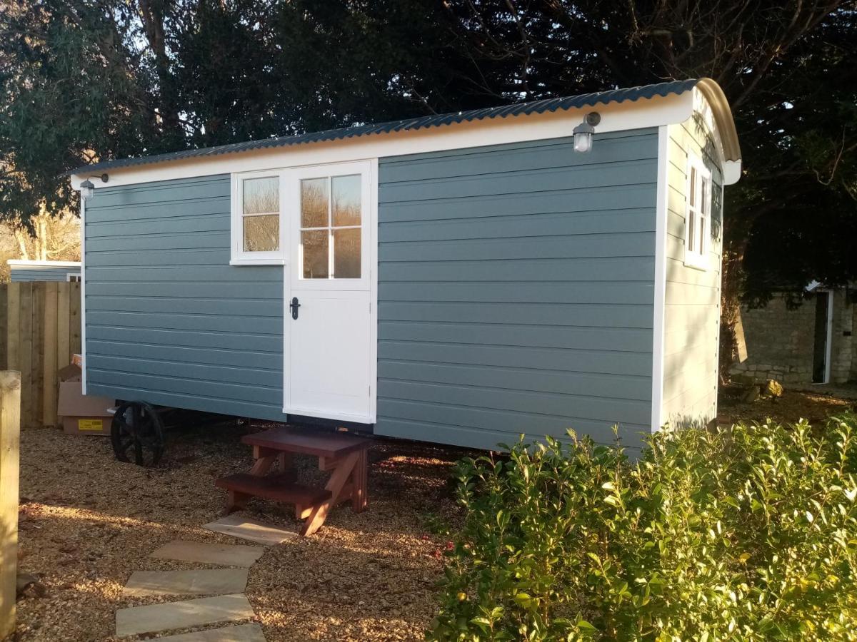 Yew Tree View Luxury Shepherd'S Hut Sturminster Newton Kültér fotó